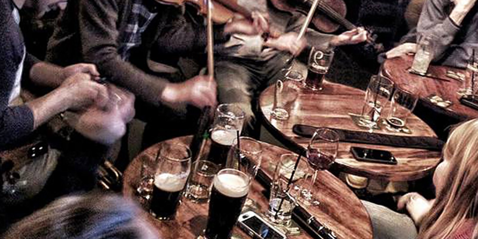 Trad Session at Nine Irish Brothers